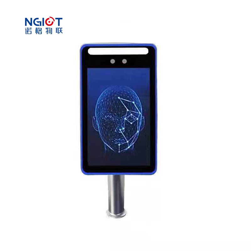 8寸人脸识别门禁机FC80